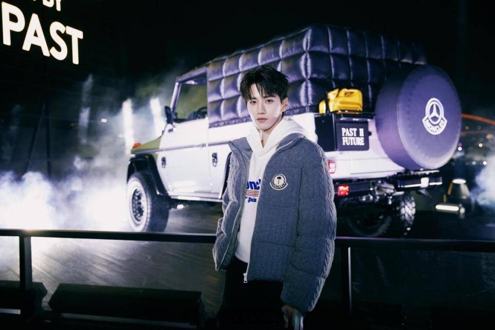 还抢着买加拿大鹅卖不动它卖疯了开元棋牌网站2万元一件又土又贵(图6)