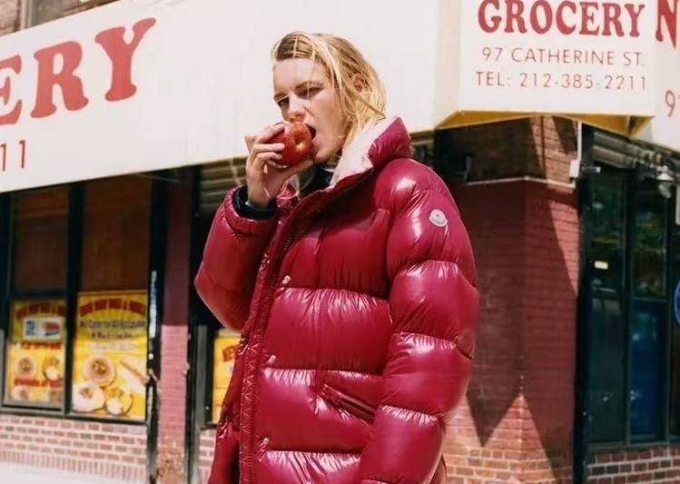 还抢着买加拿大鹅卖不动它卖疯了开元棋牌网站2万元一件又土又贵(图14)